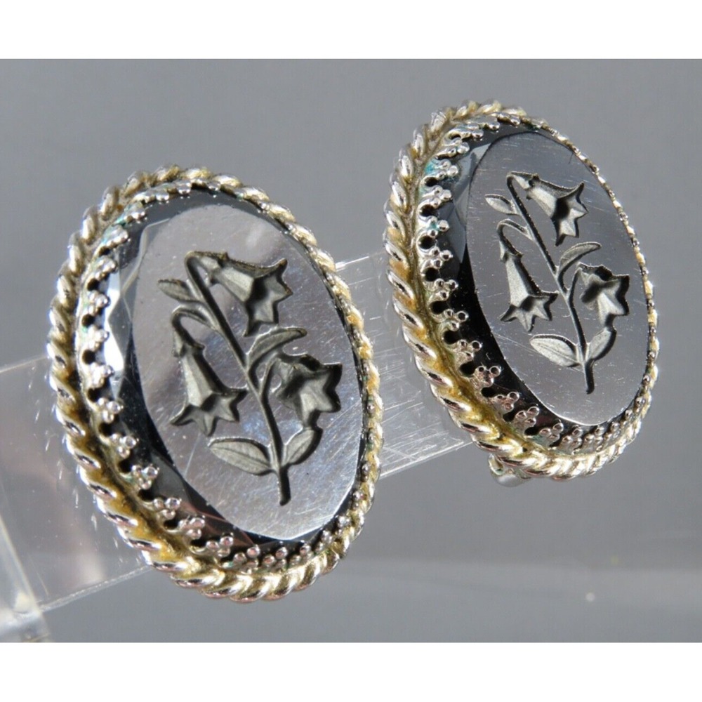 VTG Whiting Davis CLIP ON EARRINGS Black Intaglio BLUE BELLS LILY Cameo HEMATITE